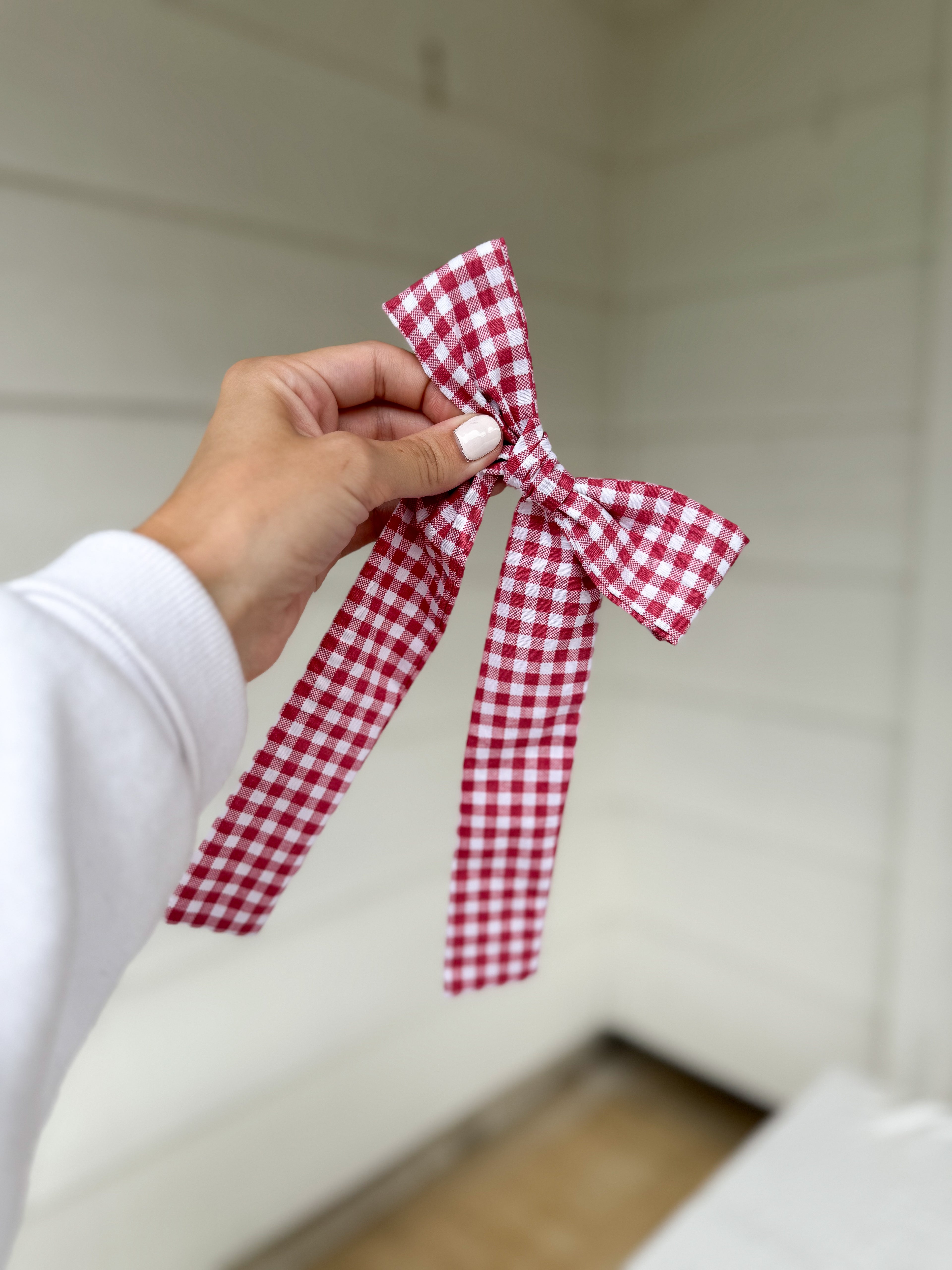 Shortie- Long Tail Bow