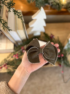 Pine Muslin Fable Bow