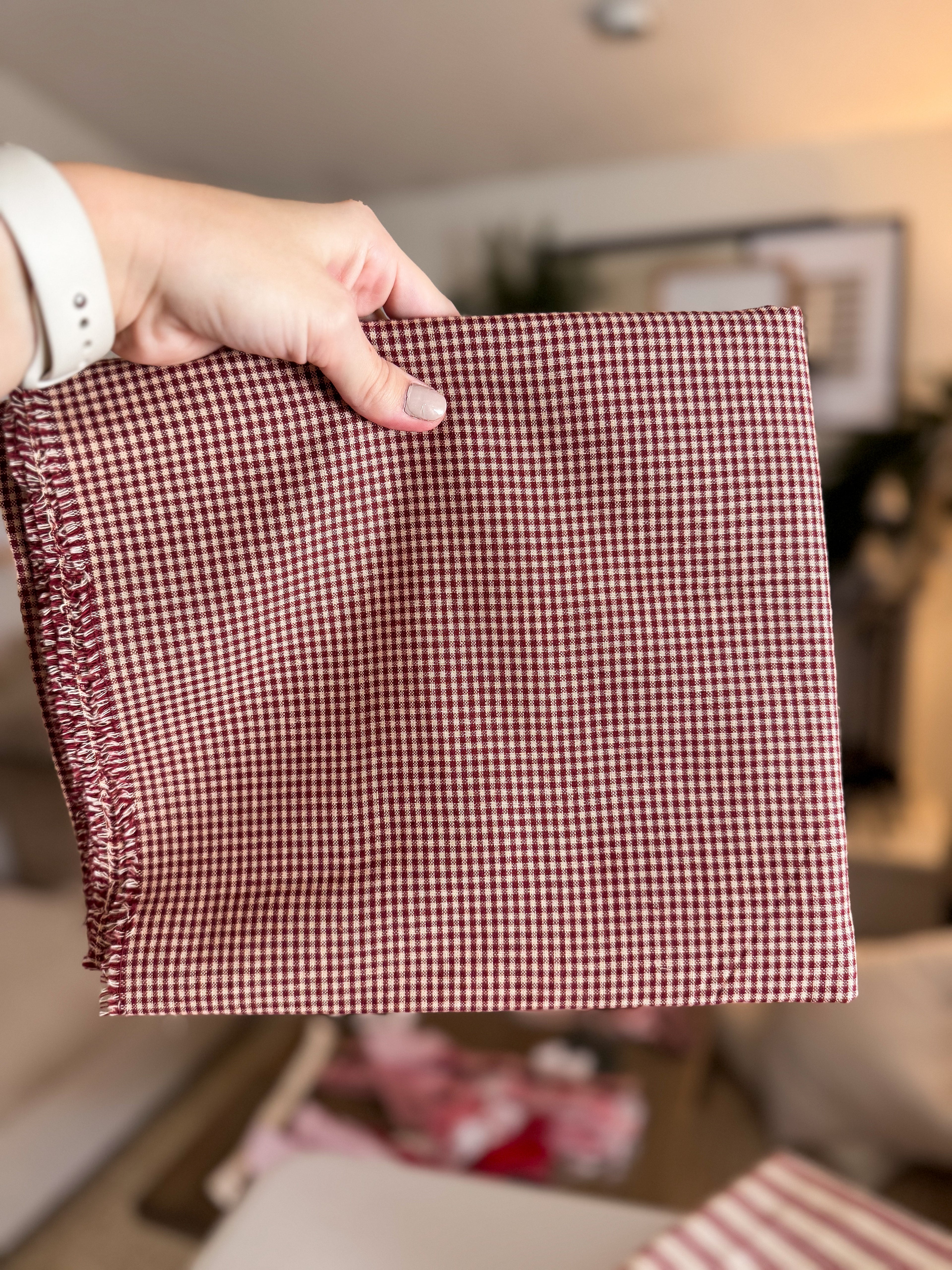 Clove Mini Checkered Long Tailed Bow