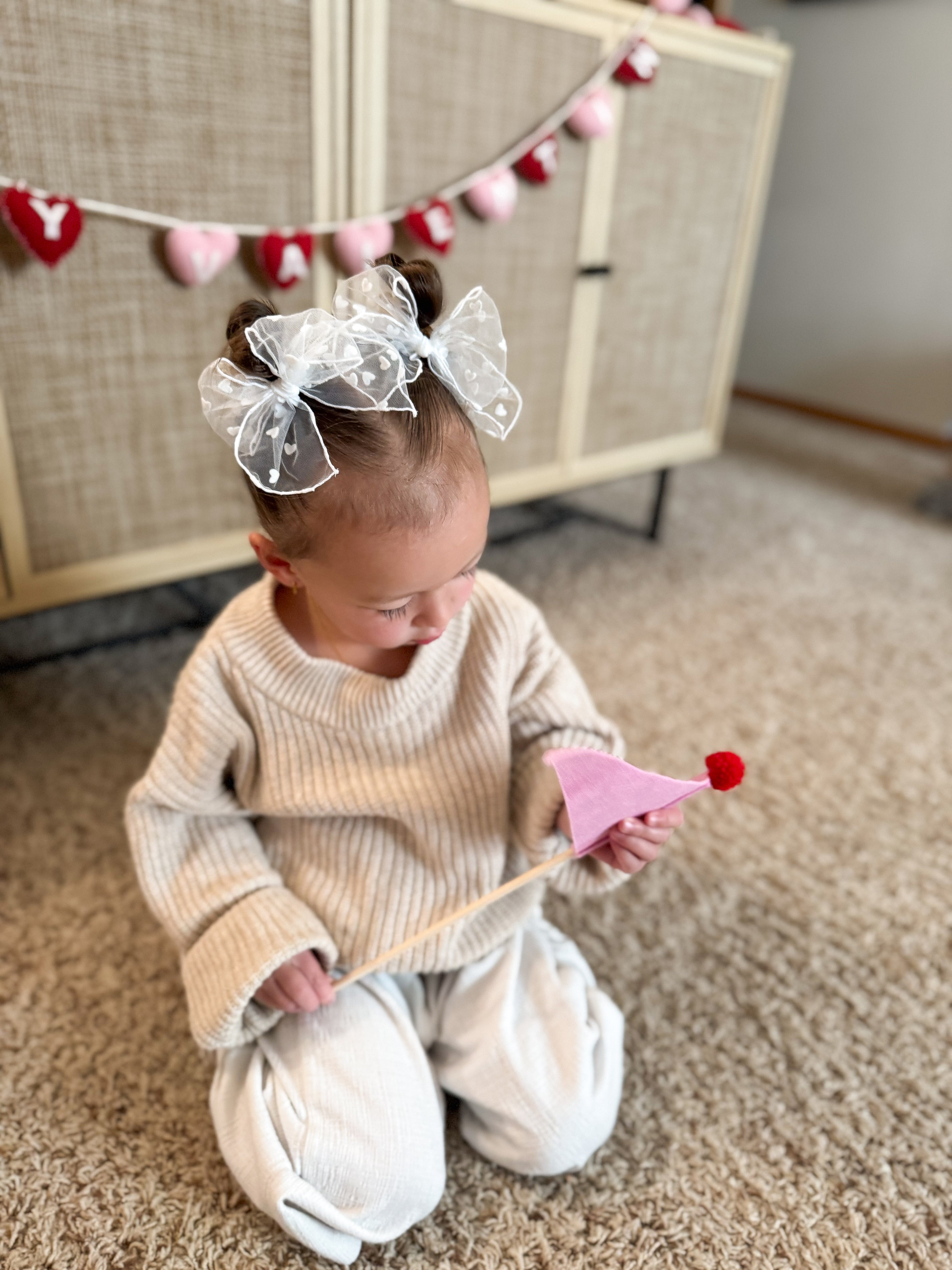 Felted Hearts Fable Bow